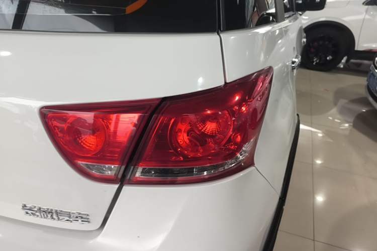 Used Haval H1 2016 Red Label 1.5L Manual Comfort Edition Right Rear Taillight