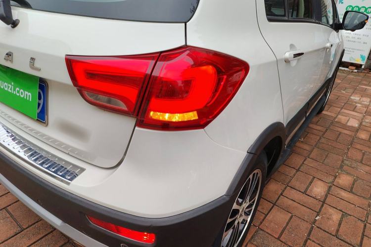 Used Haval H1 2016 Revised Version Blue Badge 1.5L Manual Luxury Edition Right Rear Taillight