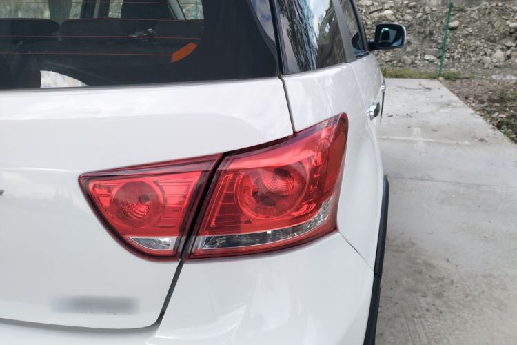 Used Haval H1 2016 Red Label 1.5L Manual Comfort Edition Right Rear Taillight
