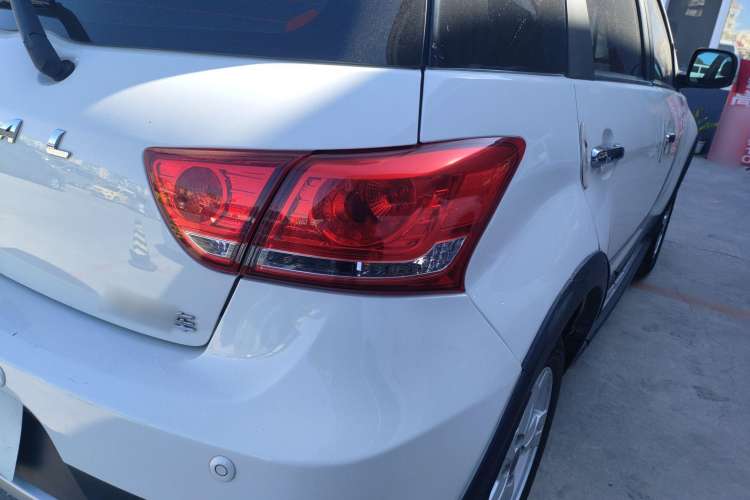 Used Haval H1 2016 Red Label 1.5L AMT Comfort Model Right Rear Taillight