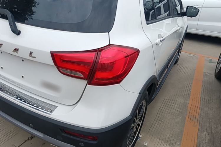 Used Haval H1 2016 Revised Version Blue Badge 1.5L AMT Luxury Edition Right Rear Taillight