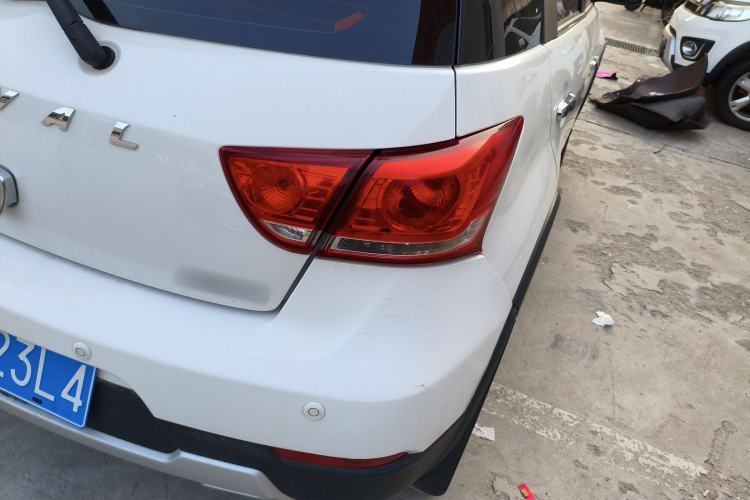 Used Haval H1 2016 Red Label 1.5L Manual Comfort Edition Right Rear Taillight