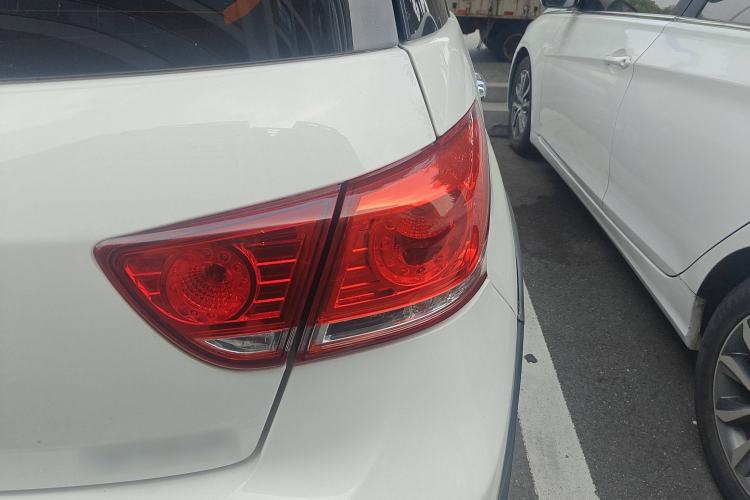 Used Haval H1 2016 Red Label 1.5L AMT Comfort Model Right Rear Taillight