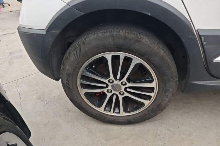 Used Haval H1 2016 Blue Label 1.5L AMT Urban Model Right Rear Wheel Hub