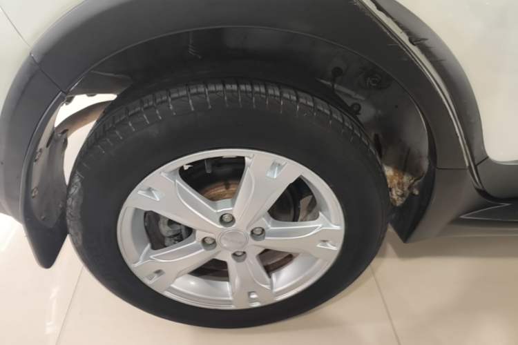 Used Haval H1 2016 Red Label 1.5L Manual Comfort Edition Right Rear Wheel Hub