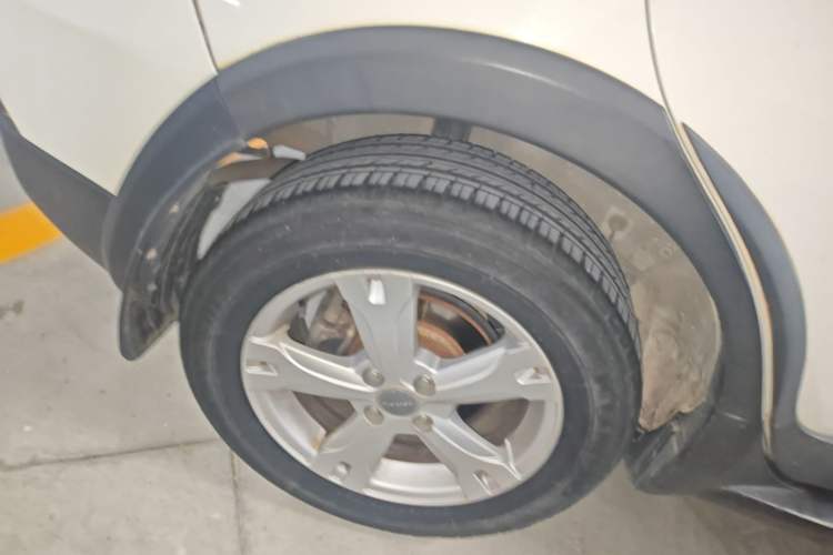 Used Haval H1 2016 Red Label 1.5L Manual Comfort Edition Right Rear Wheel Hub