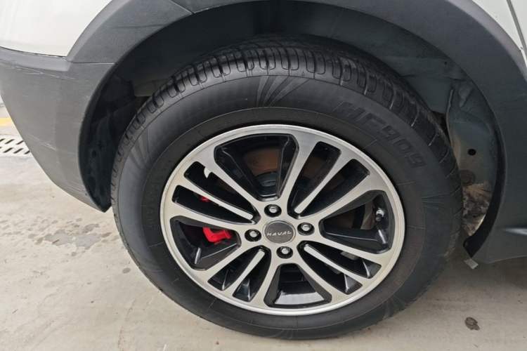Used Haval H1 2016 Blue Label 1.5L AMT Urban Model Right Rear Wheel Hub