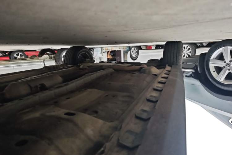 Used Haval H1 2016 Blue Label 1.5L AMT Urban Model Right Side Sill