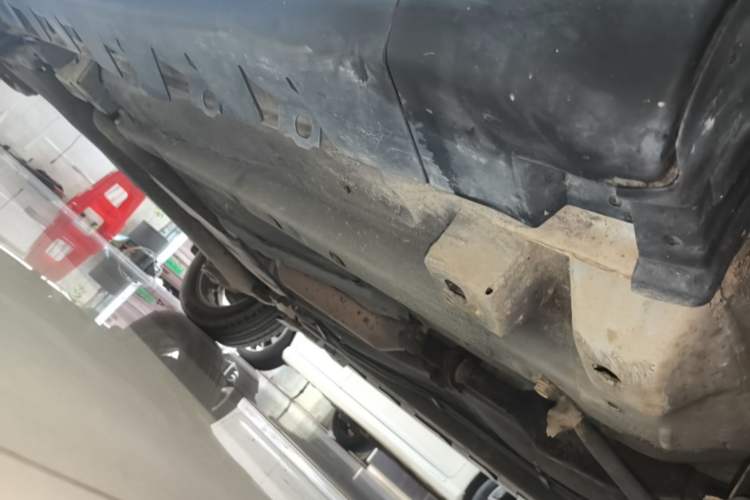 Used Haval H1 2016 Red Label 1.5L Manual Comfort Edition Right Side Sill