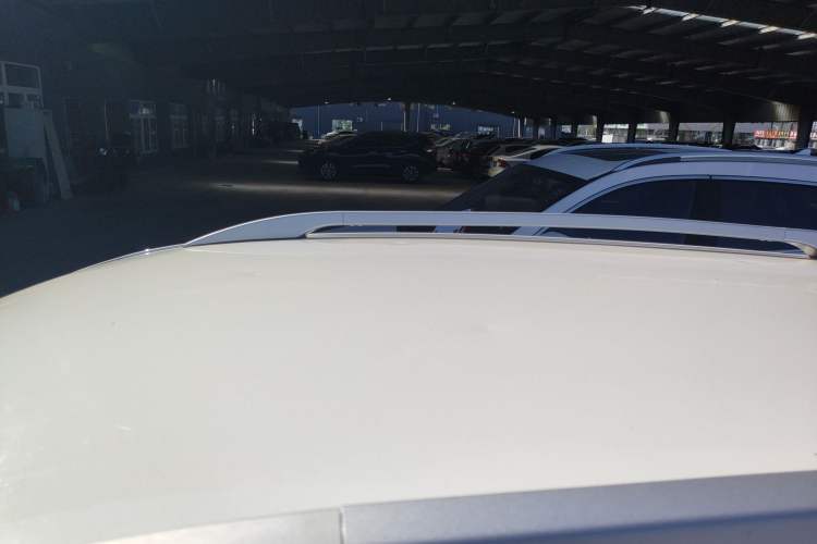 Used Haval H1 2016 Red Label 1.5L AMT Comfort Model Roof