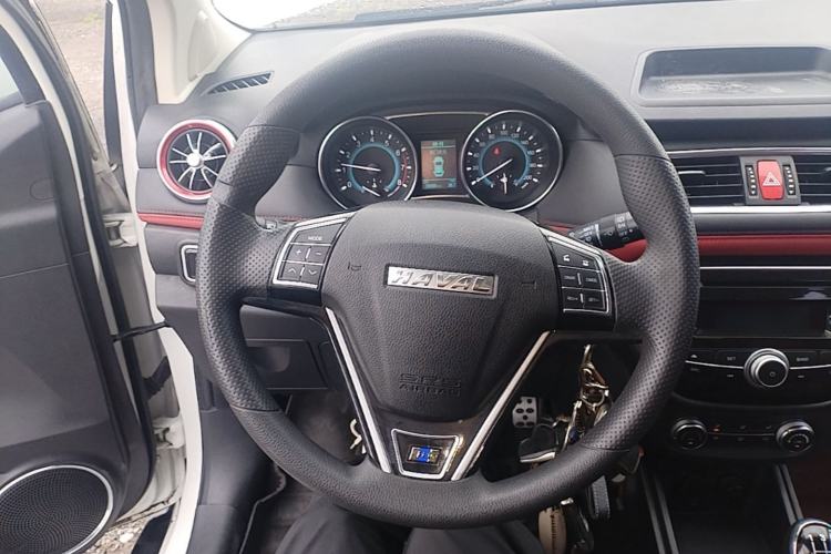 Used Haval H1 2016 Revised Version Blue Badge 1.5L Manual Standard Edition Steering Wheel