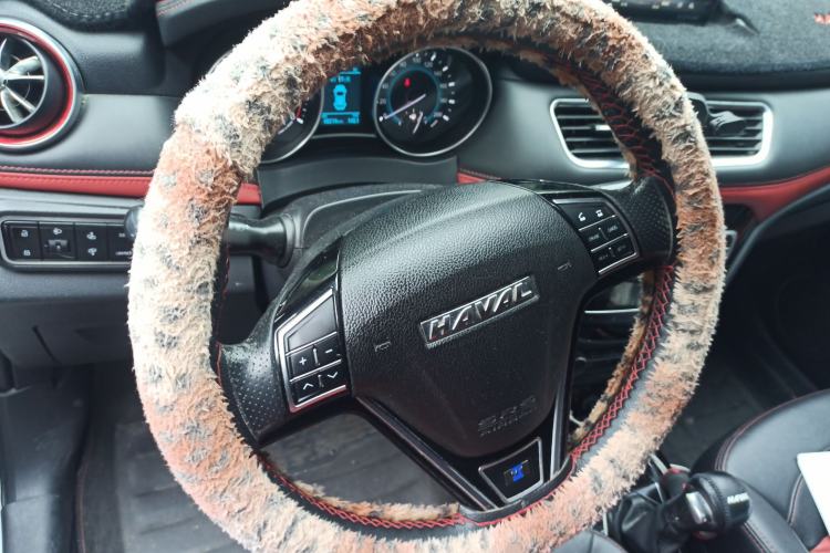 Used Haval H1 2016 Revised Version Blue Badge 1.5L AMT Comfort Edition Steering Wheel
