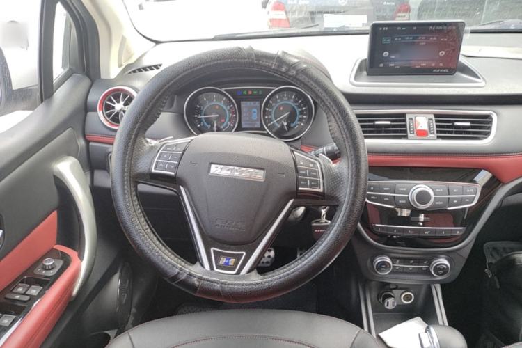Used Haval H1 2016 Revised Version Blue Badge 1.5L AMT Luxury Edition Steering Wheel