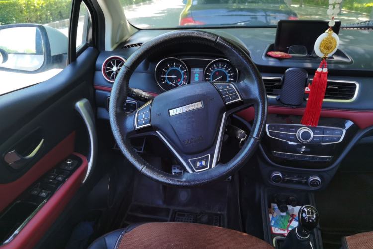 Used Haval H1 2016 Revised Version Blue Badge 1.5L Manual Comfort Edition Steering Wheel
