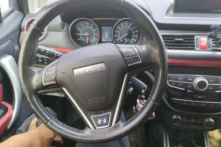 Used Haval H1 2016 Revised Version Blue Badge 1.5L AMT Comfort Edition Steering Wheel