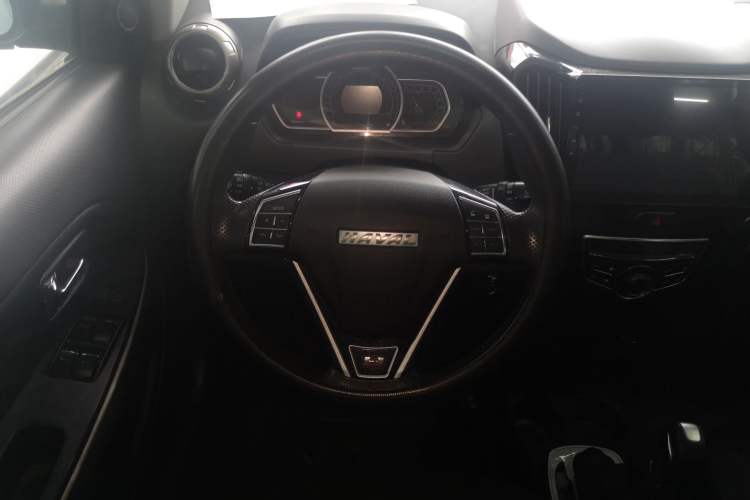 Used Haval H1 2016 Red Label 1.5L AMT Comfort Model Steering Wheel