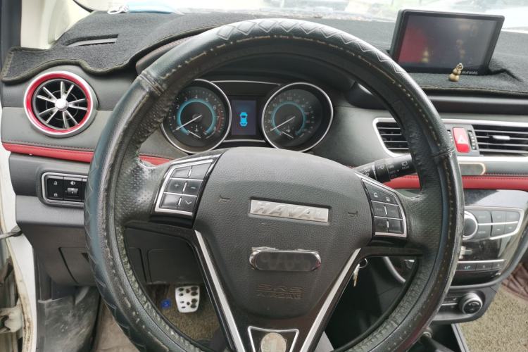 Used Haval H1 2016 Revised Version Blue Badge 1.5L Manual Luxury Edition Steering Wheel