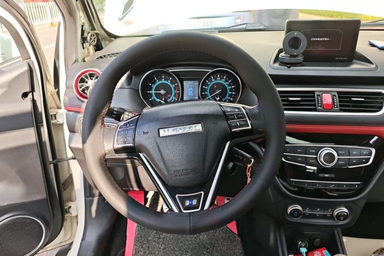 Used Haval H1 2016 Revised Version Blue Badge 1.5L Manual Luxury Edition Steering Wheel