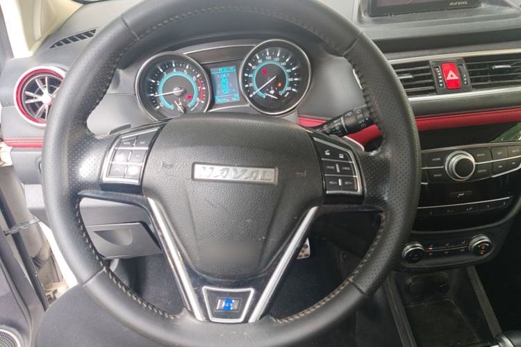 Used Haval H1 2016 Revised Version Blue Badge 1.5L AMT Luxury Edition Steering Wheel