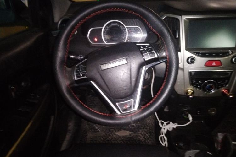 Used Haval H1 2016 Red-Label 1.5L AMT Luxury Model Steering Wheel