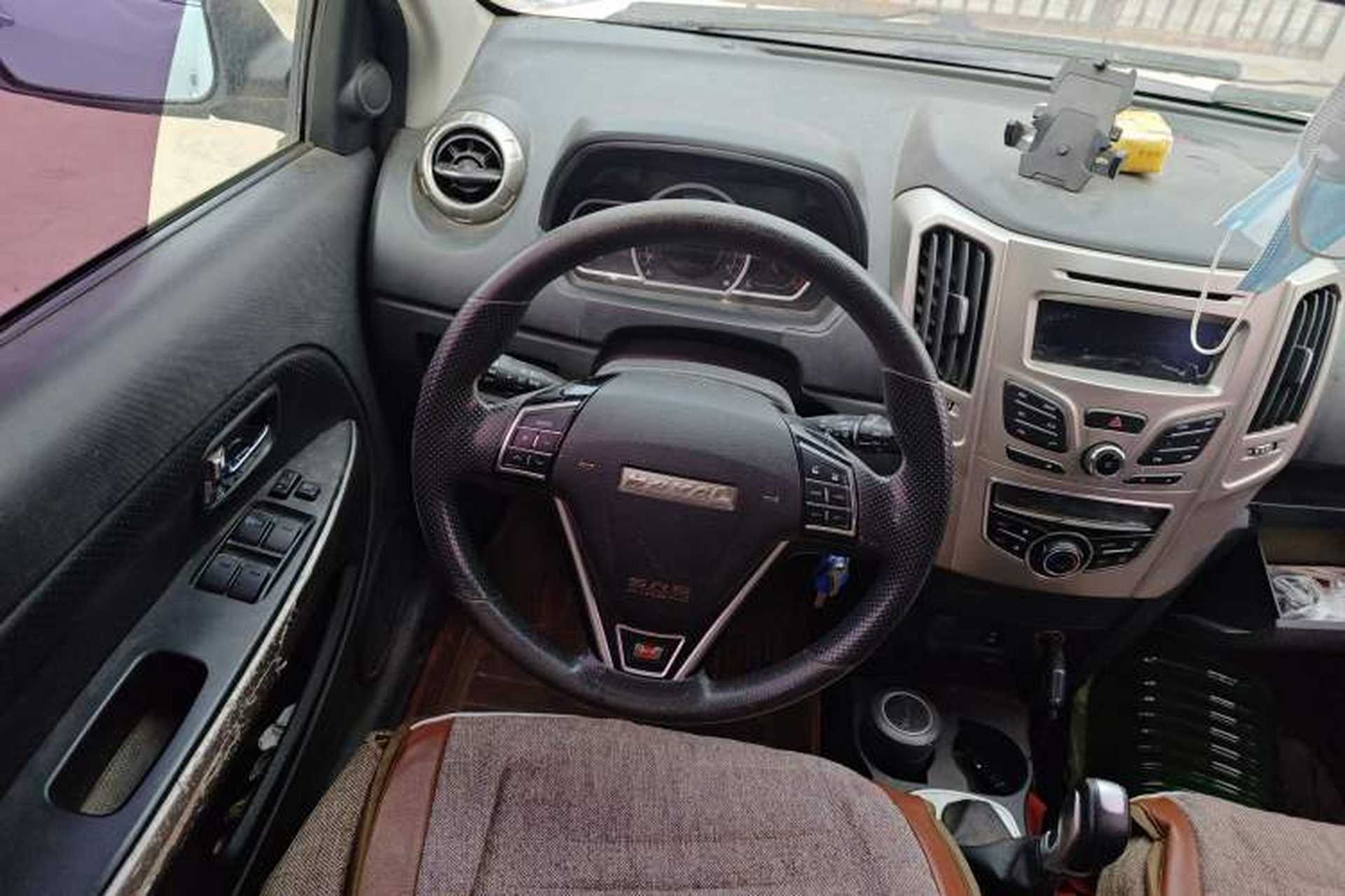 Used Haval H1 2016 Red Label 1.5L AMT Comfort Model Steering Wheel