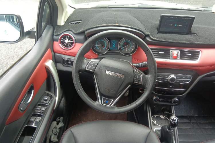 Used Haval H1 2016 Blue Label 1.5L Manual Luxury Model Steering Wheel
