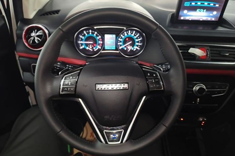 Used Haval H1 2016 Revised Version Blue Badge 1.5L AMT Luxury Edition Steering Wheel