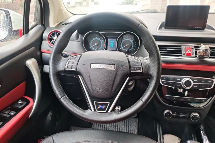 Used Haval H1 2016 Revised Version Blue Badge 1.5L AMT Luxury Edition Steering Wheel