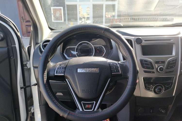 Used Haval H1 2016 Red Label 1.5L AMT Comfort Model Steering Wheel