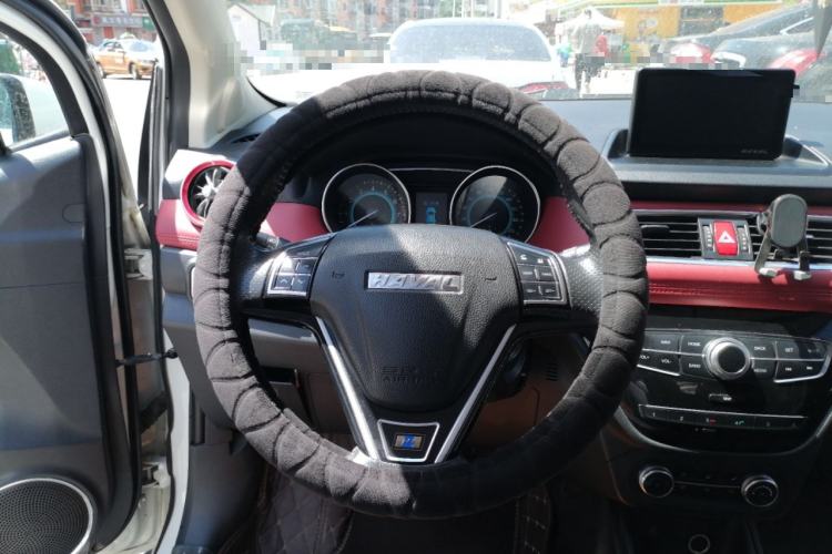 Used Haval H1 2016 Revised Version Blue Badge 1.5L AMT Comfort Edition Steering Wheel