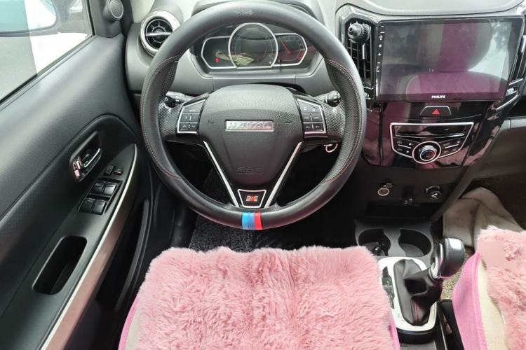 Used Haval H1 2016 Red Label 1.5L AMT Comfort Model Steering Wheel