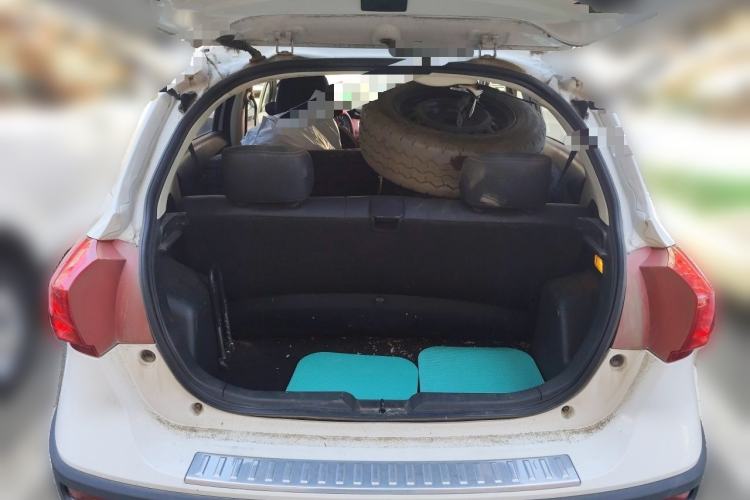 Used Haval H1 2016 Blue Label 1.5L Manual Luxury Model Trunk