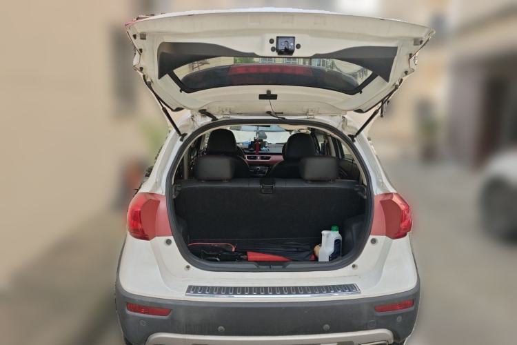 Used Haval H1 2016 Blue Label 1.5L Manual Luxury Model Trunk