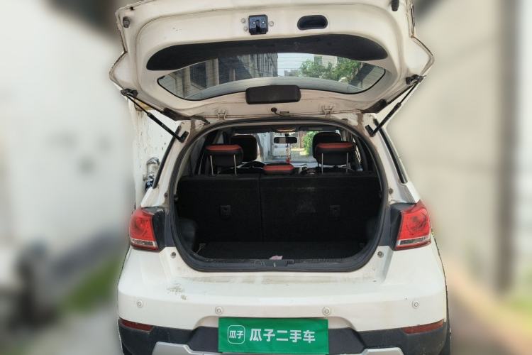 Used Haval H1 2016 Red Label 1.5L Manual Luxury Model Trunk