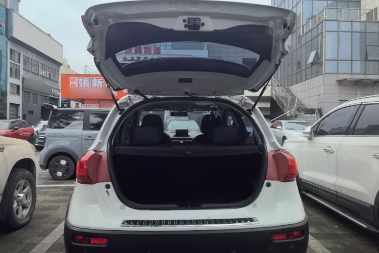 Used Haval H1 2016 Blue Label 1.5L AMT Luxury Model Trunk