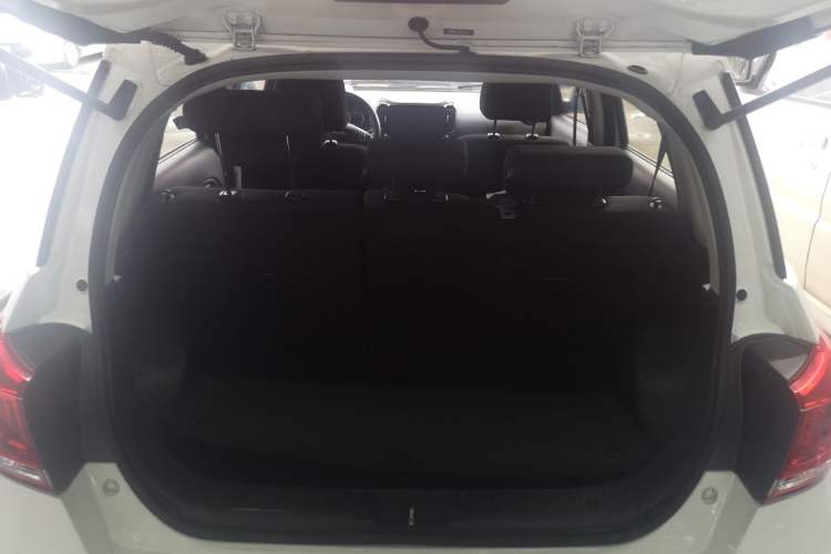 Used Haval H1 2016 Red Label 1.5L AMT Comfort Model Trunk