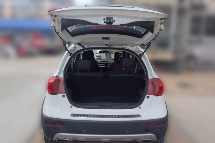 Used Haval H1 2016 Blue Label 1.5L Manual Urban Model Trunk