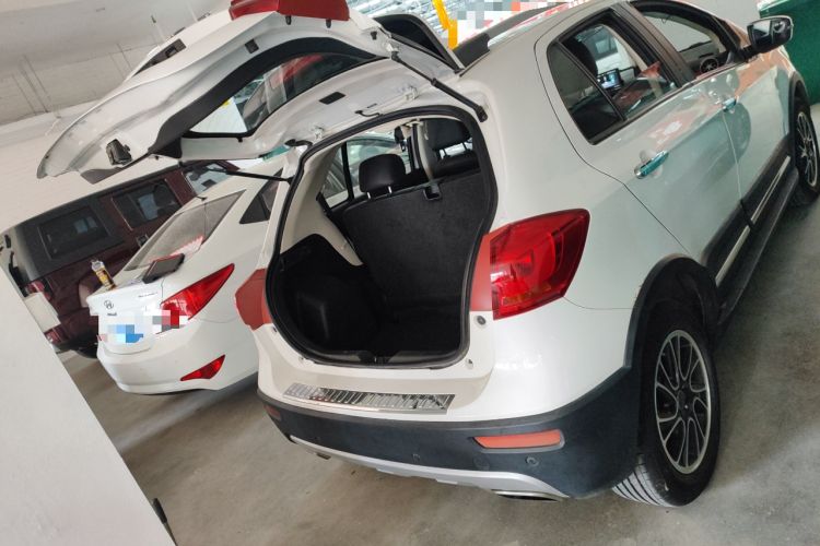 Used Haval H1 2016 Blue Label 1.5L AMT Luxury Model Trunk