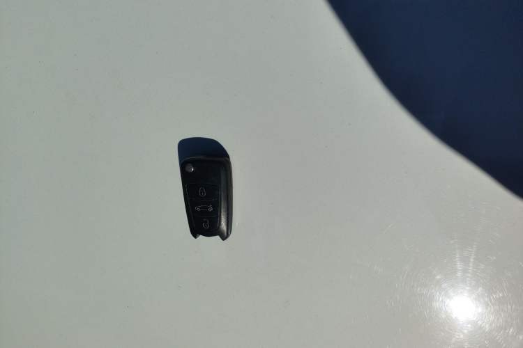 Used Haval H1 2016 Red Label 1.5L AMT Comfort Model Vehicle Key