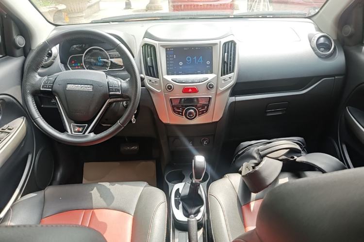 Used Haval H1 2016 Red-Label 1.5L AMT Luxury Model Center Console
