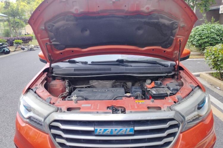 Used Haval H1 2016 Blue Label 1.5L AMT Luxury Model Engine Bay
