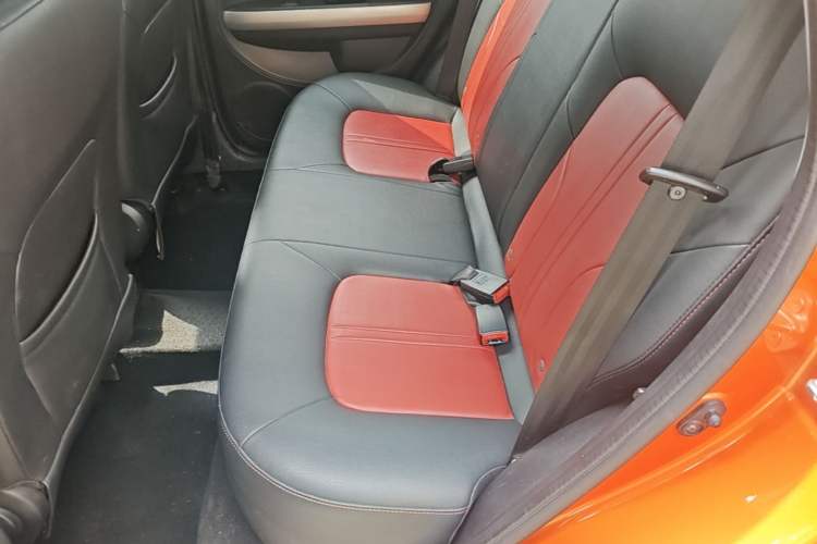 Used Haval H1 2016 Red-Label 1.5L AMT Luxury Model Left Rear Seat