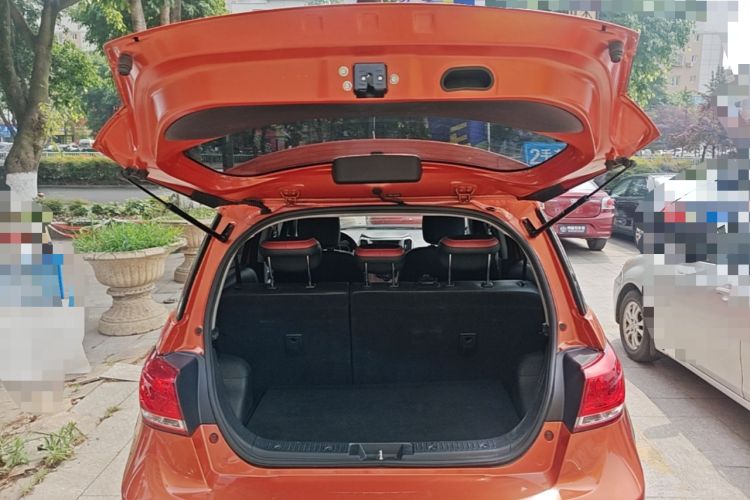 Used Haval H1 2016 Red-Label 1.5L AMT Luxury Model Trunk