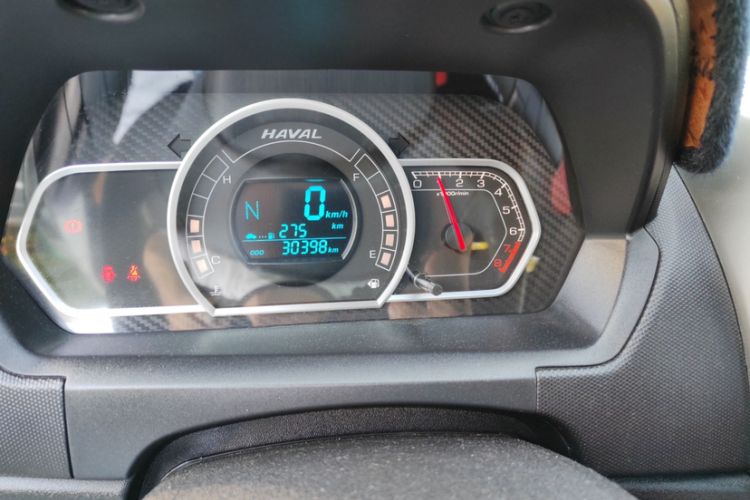 Used Haval H1 2017 Red-Label 1.5L AMT Luxury Model Odometer Close Up