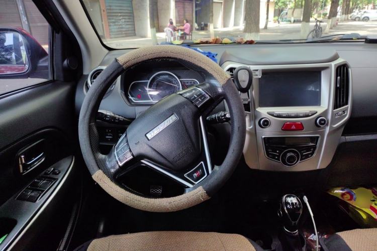 Used Haval H1 2017 Red-Label 1.5L Manual Comfort Model Steering Wheel