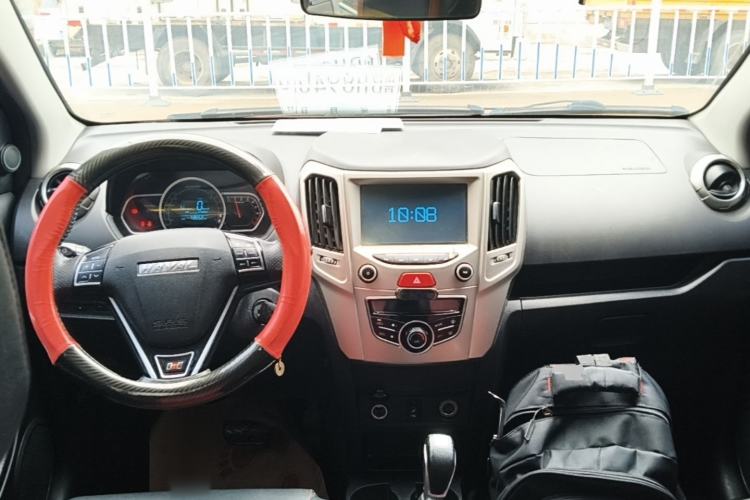 Used Haval H1 2017 Red-Label 1.5L AMT Luxury Model Center Console