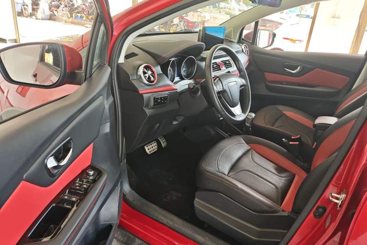 Used Haval H1 2017 Blue Label 1.5L AMT Standard Model Driver Seat