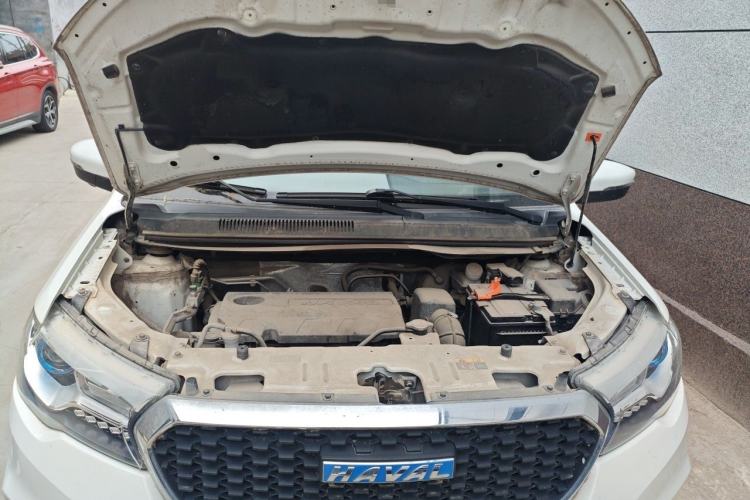 Used Haval H1 2017 Blue-Label 1.5L AMT Luxury Model Engine Bay