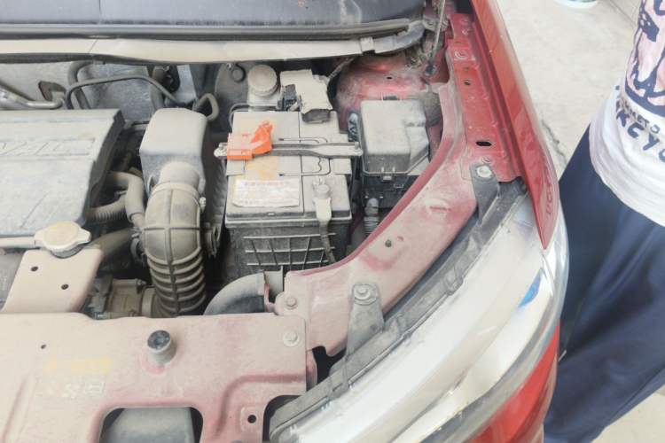 Used Haval H1 2017 Blue Label 1.5L AMT Luxury Model Engine Bay Left