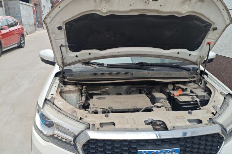 Used Haval H1 2017 Blue-Label 1.5L AMT Luxury Model Engine Bay Right